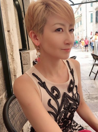 画像8: クロアチア インカローズ&スモーキークォーツ&マザーオブパールピアス